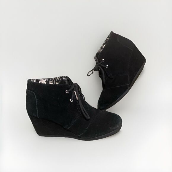 Toms Black Suede Kala Lace up Wedge Bootie Women’s Ladies Size 6 Heel Desert - Picture 1 of 8